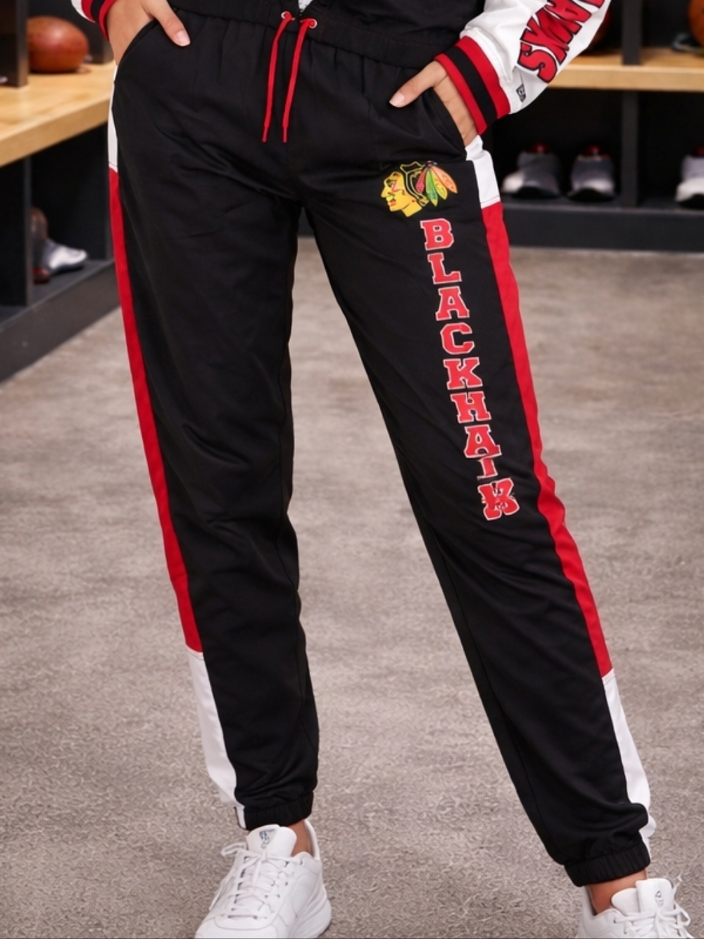 New Era Chicago Blackhawks Retro Vintage 80s Inspired Windbreaker Joggers